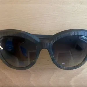 Chanel sunglasses/ does NOT come with case CHANEL | Accessories | Authentic Chanel Sunglasses Do Not  main image 3